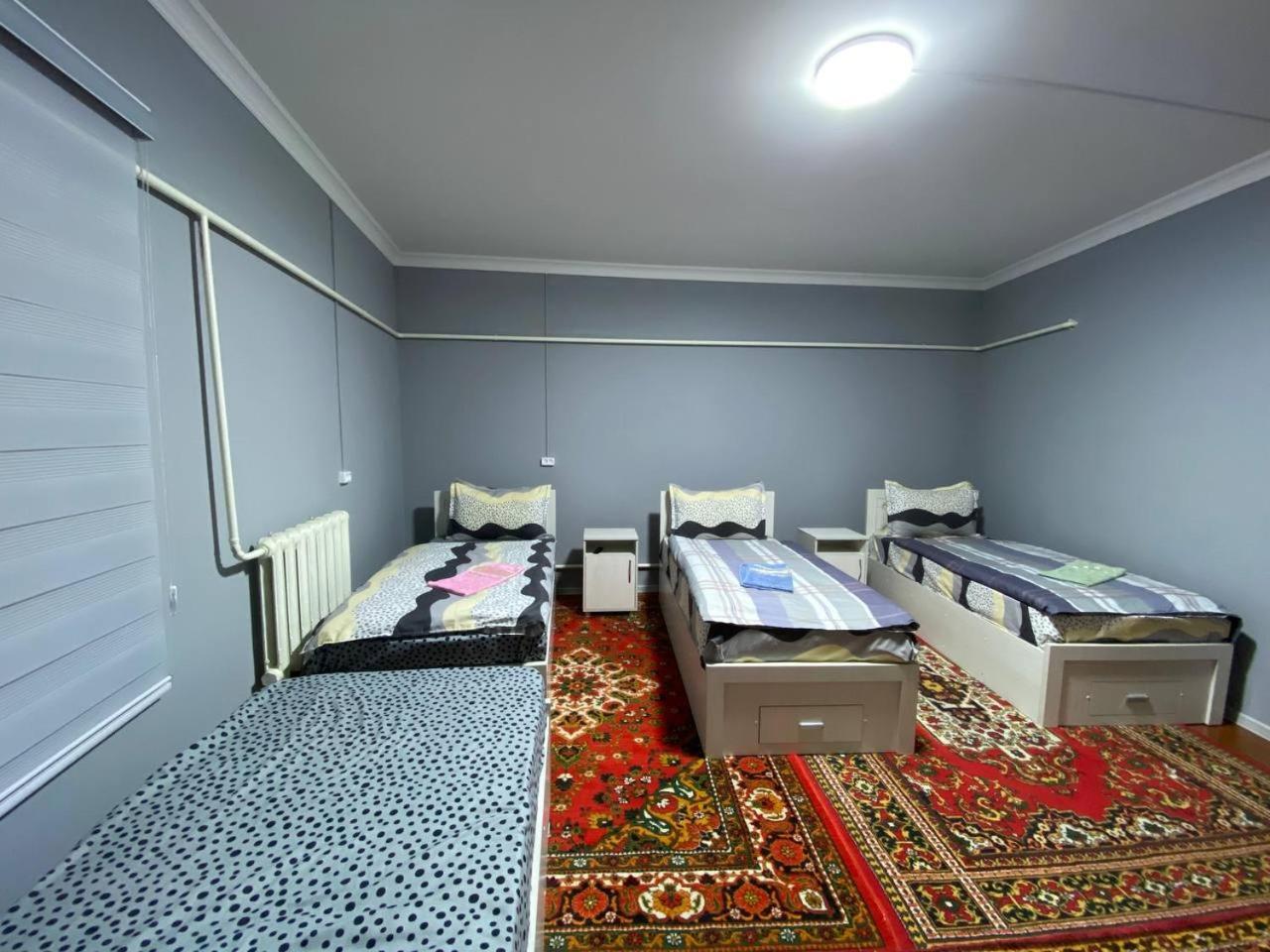 Central Park Hostel Хіва Екстер'єр фото