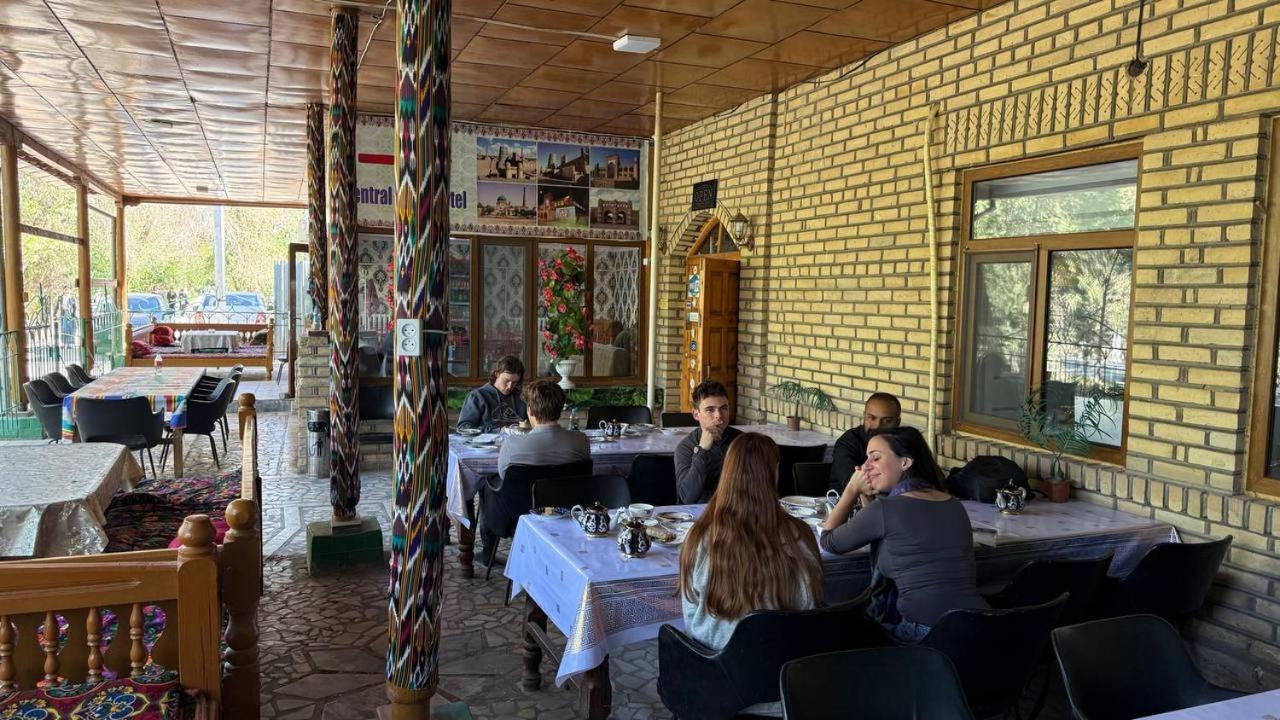 Central Park Hostel Хіва Екстер'єр фото
